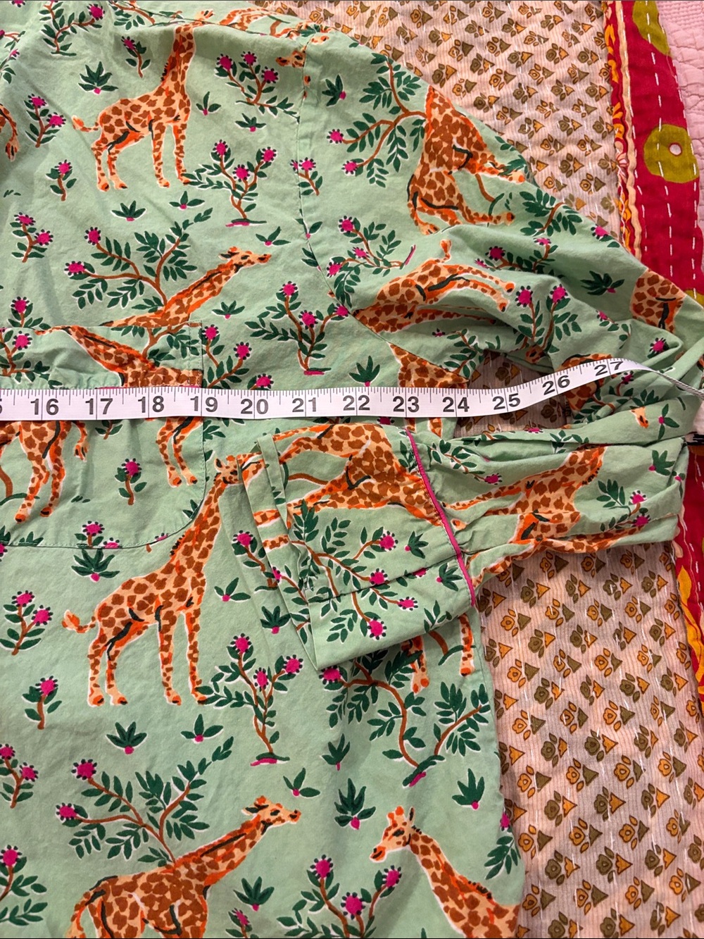 Printfresh Mint Shirt with Orange Giraffe and Pink Floral Print - Picture 4 of 5